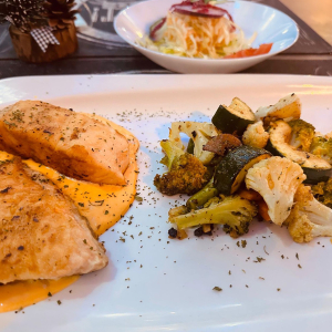 Fisch und Gemüseteller